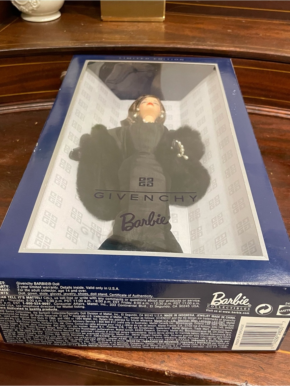 Givenchy Barbie Limited Edition Doll New In Box - Picture 4 of 12